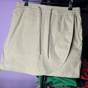 Eddie Bauer khaki skort